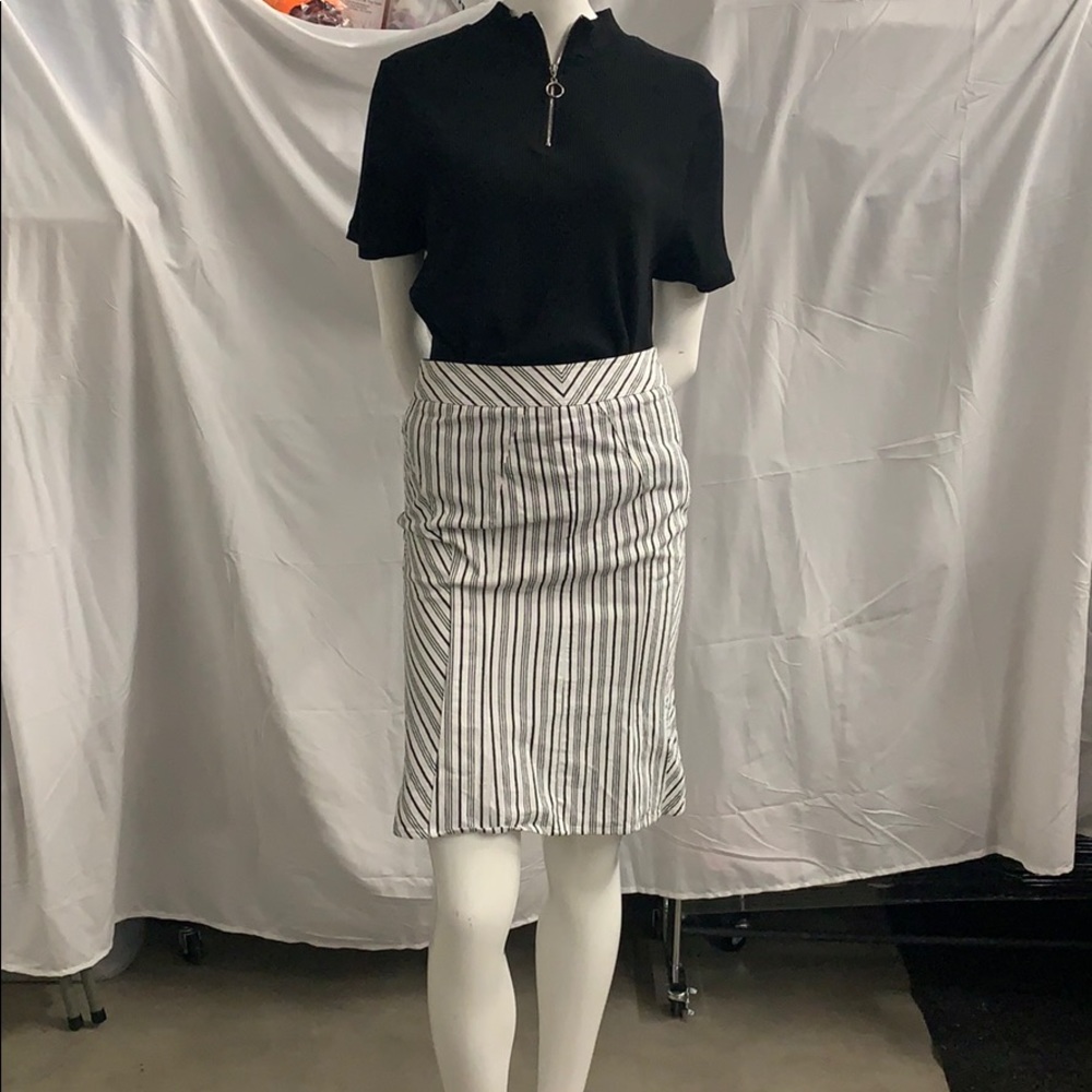 Denim pencil skirt